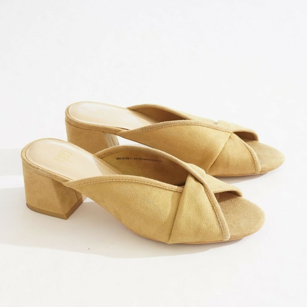 Cabi Womens Marigold Mule Twist Slide Sandals 7